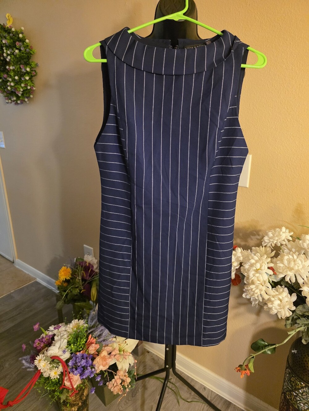 Alice + Olivia Navy White Pinstripe Sleeveless Shift Dress
